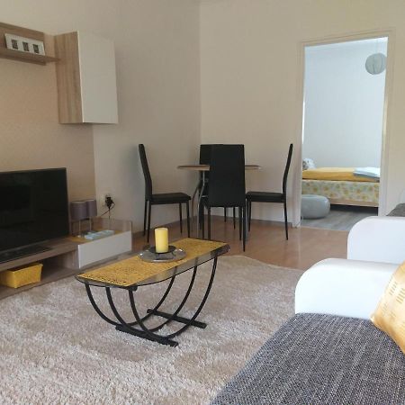 Simon Apartman Tiszafured Exterior photo