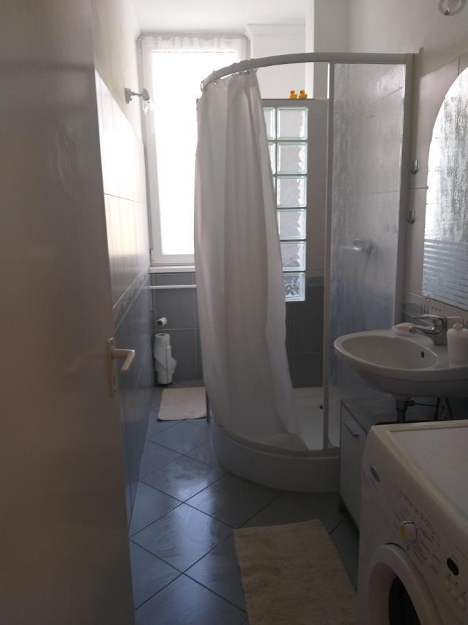 Simon Apartman Tiszafured Exterior photo